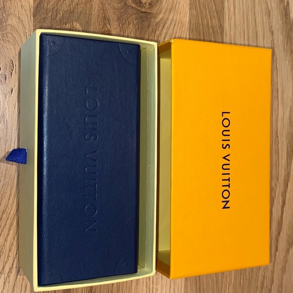 Louis Vuitton 1.1 Evidence Sunglasses - Picture 3 of 4